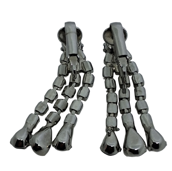 Vintage Black & Clear Rhinestone Dangle Chandelier Clip-On Earrings - Picture 3 of 3